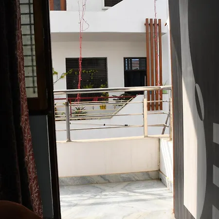 Indra Apartment Varanasi Exterior photo