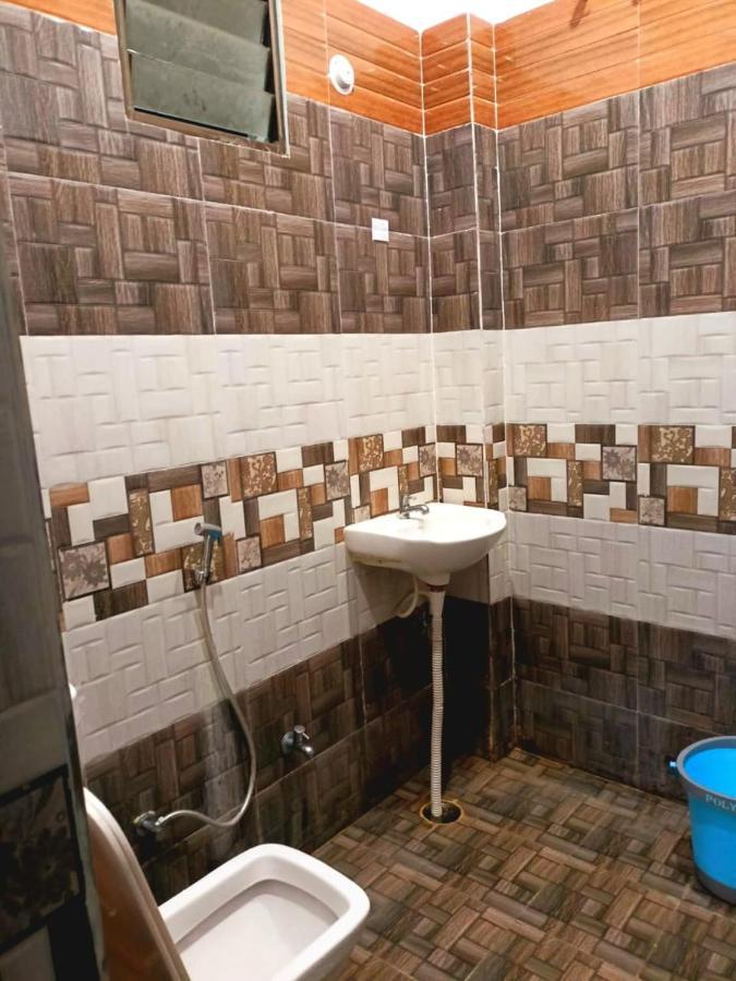 Indra Apartment *
